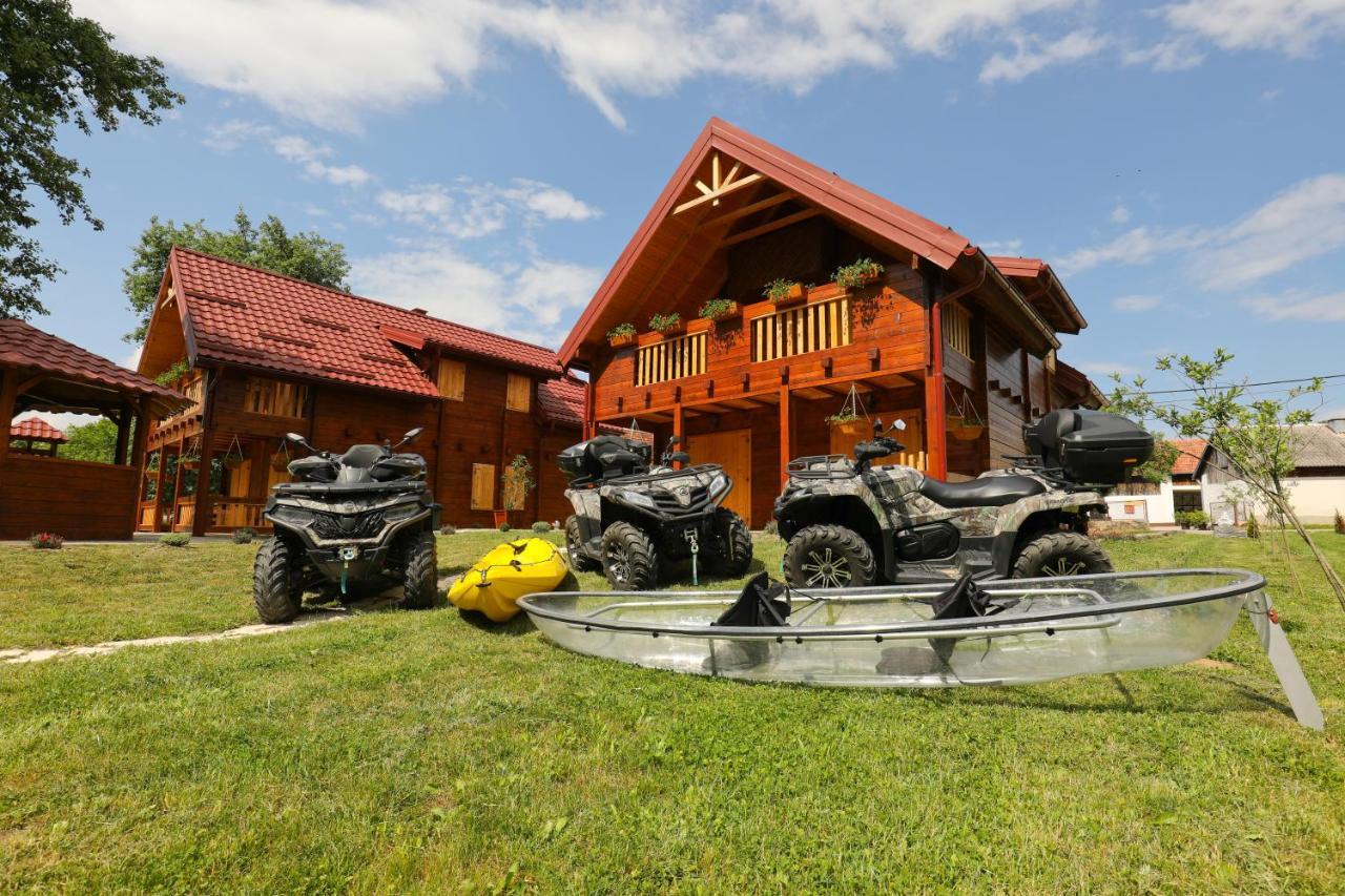 Riverside Apartments Otočac Dış mekan fotoğraf