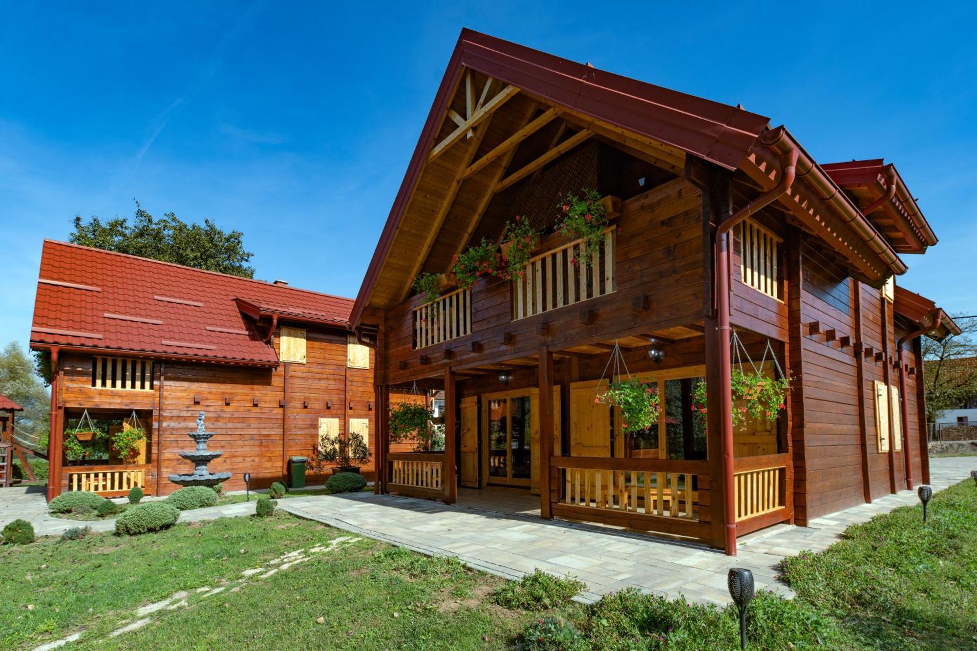 Riverside Apartments Otočac Dış mekan fotoğraf